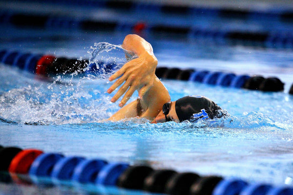 Schwimmen für Triathleten: Tempo-Intervalle richtig planen