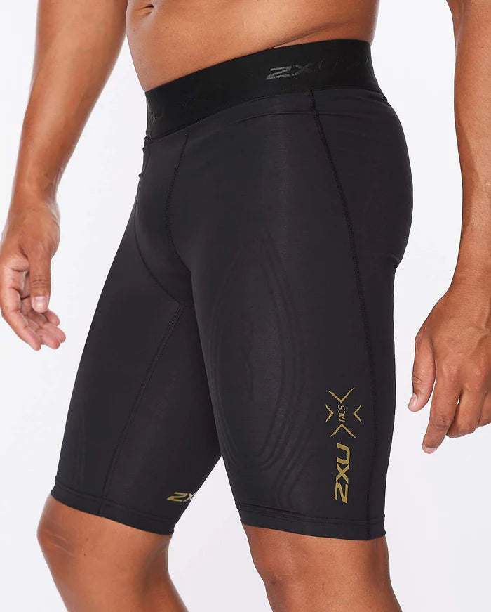 2XU MCS Cross Training Compression Shorts, Herren, black/gold