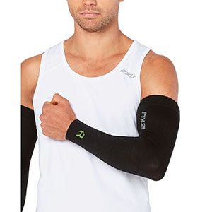 2XU Recovery Flex Arm Sleeves, schwarz