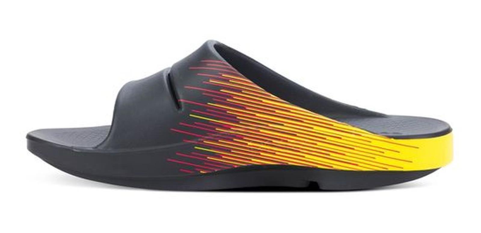 Oofos Ooahh Sandale, unisex, Germany