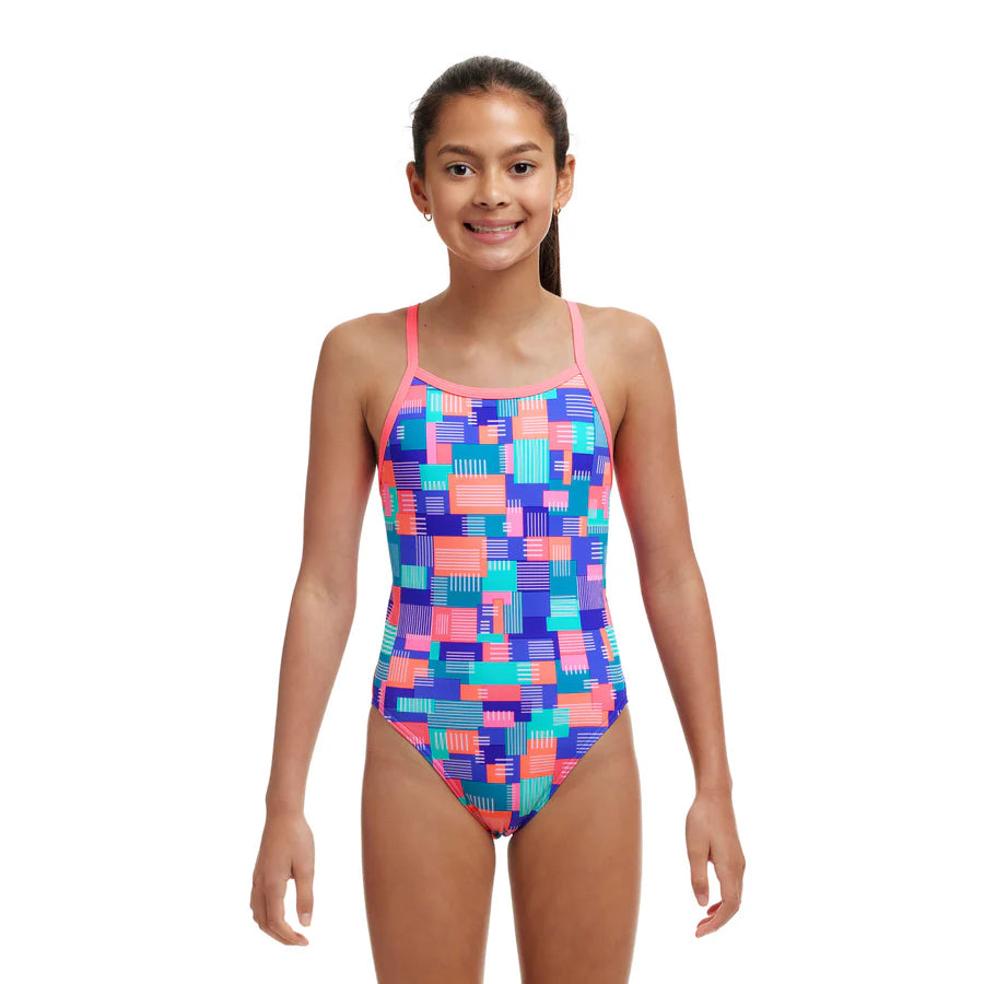 Tragebild Badeanzug von vorne