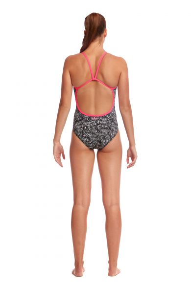 Tragebild von hinten