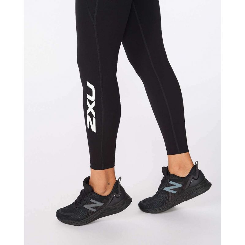 2XU Fitness New Heights Compression Tights, Damen, Laufhose, Black/White