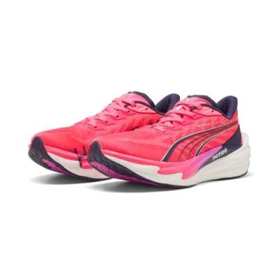 Schrägansicht von vorne beide Schuhe