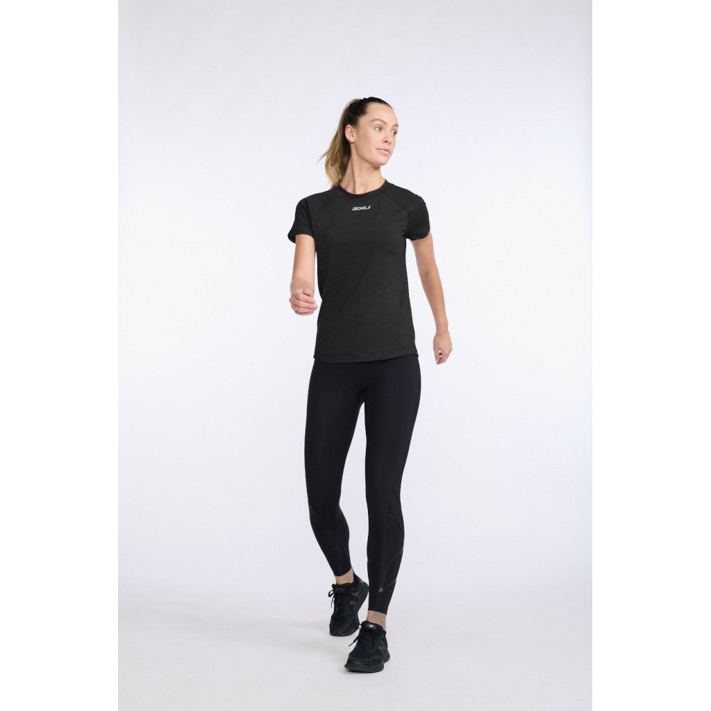 2XU Ignition Base Layer Tee, T-shirt, women, black/silver reflective, black 